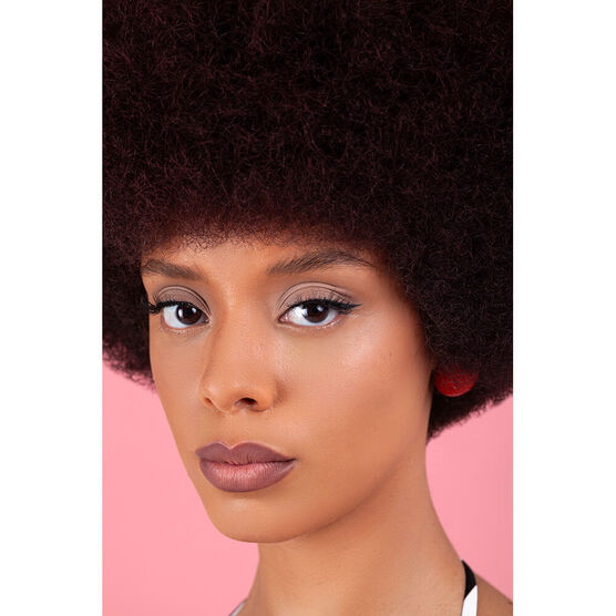 COLA DELINEADORA PRETA THAT GIRL